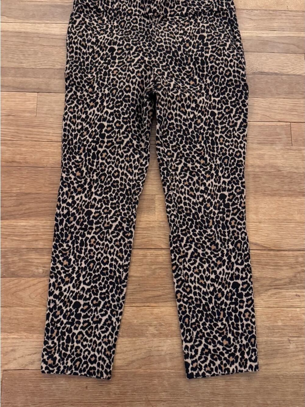 J.Crew Women's Leopard Print Winnie Pant - Size 4
 b35